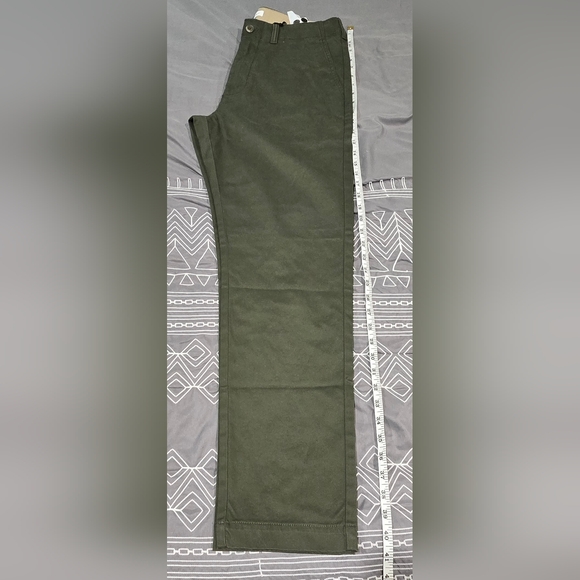 Banana Republic Slim Olive Green Chino Pants Size 31x30 - Picture 2 of 10